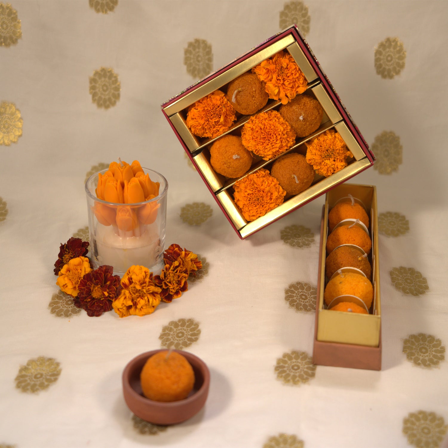 Samyukta – United. Harmonious. Designer Candle Gift Set