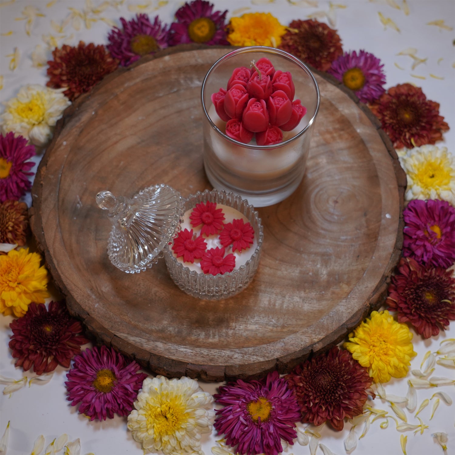 Ojasvi - Full of vigor, luminous Designer Candle Gift Set