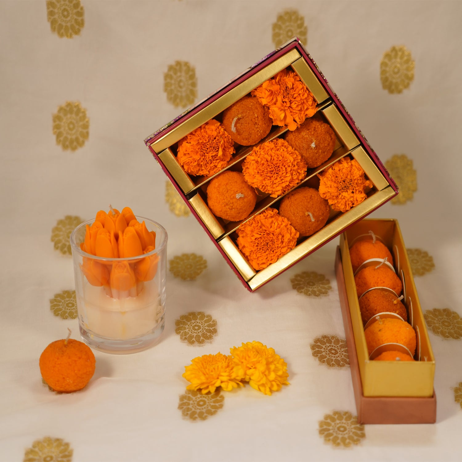 Samyukta – United. Harmonious. Designer Candle Gift Set